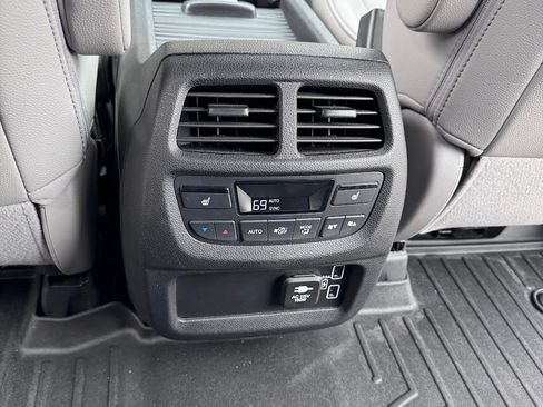 Used 2019 Honda Passport Elite image 3