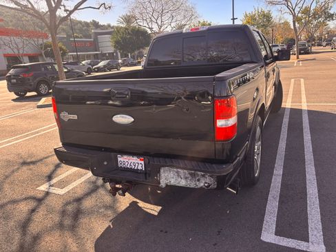 Used 2007 Ford F150 Harley-Davidson image 2