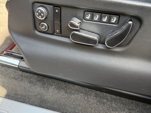 Used 2020 Bentley Bentayga Speed image 16