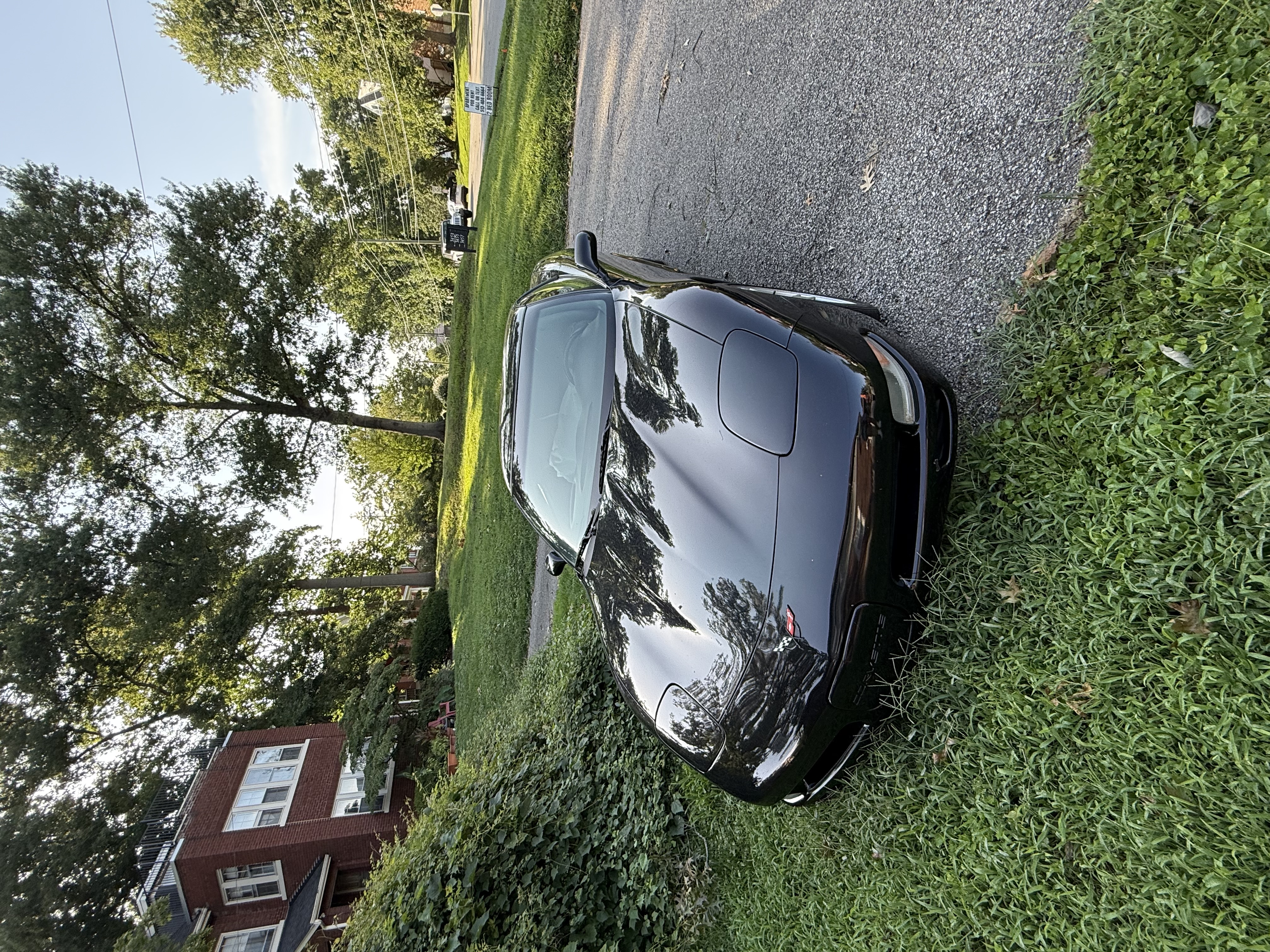 Used 1999 Chevrolet Corvette Coupe w/ Memory Pkg RWD image 4