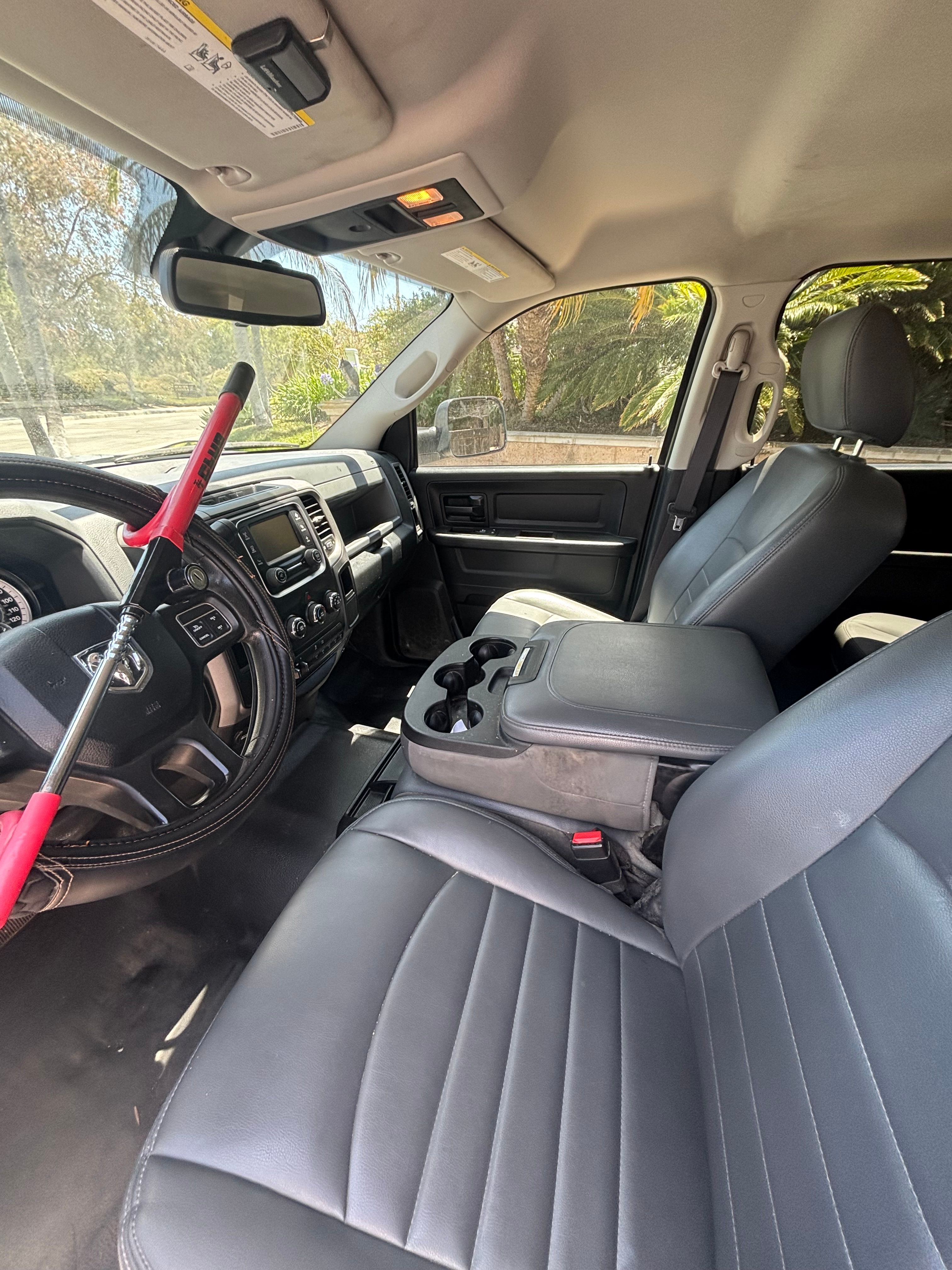 Used 2016 RAM 3500 Tradesman w/ Chrome Appearance Group RWD image 14