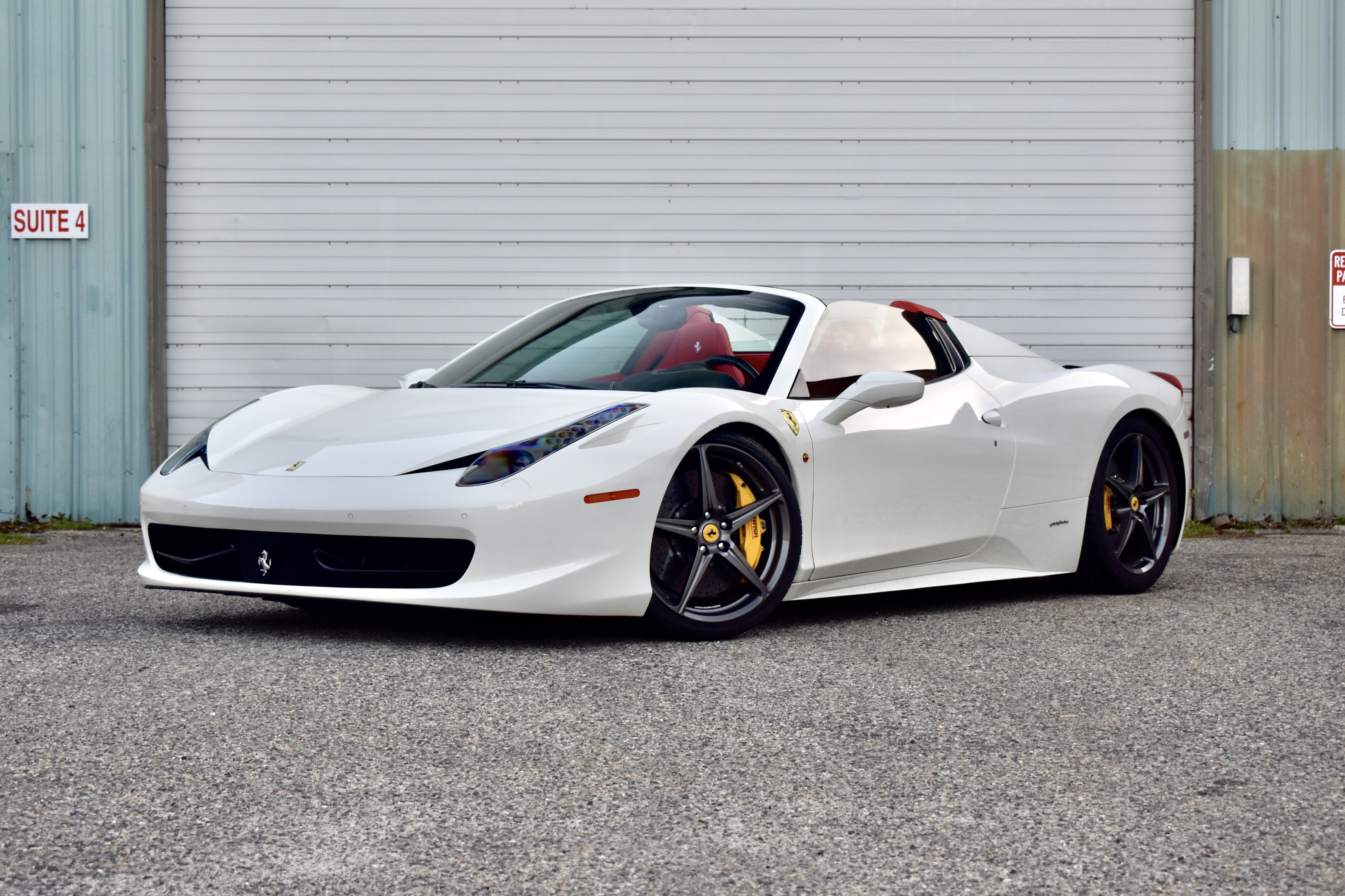 Used 2015 Ferrari 458 Spider RWD image 1