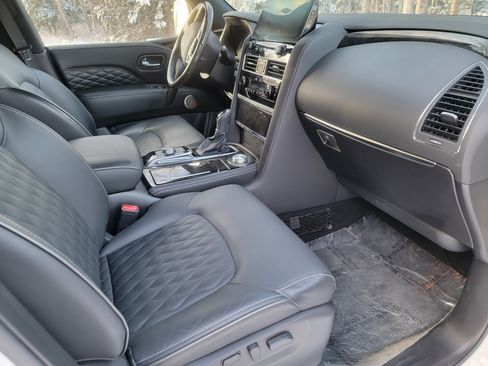 Used 2024 INFINITI QX80 Sensory image 13