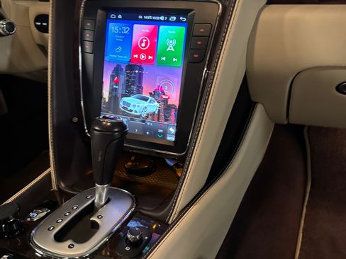 Used 2012 Bentley Continental GT image 8