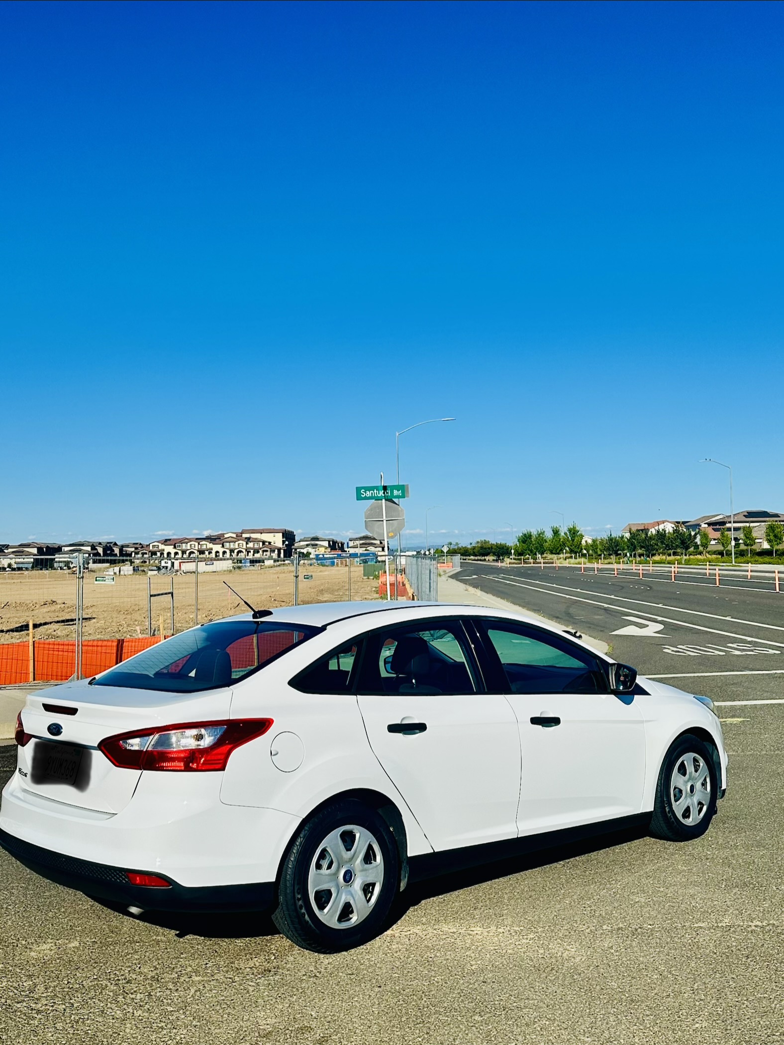 Used 2013 Ford Focus S FWD image 9