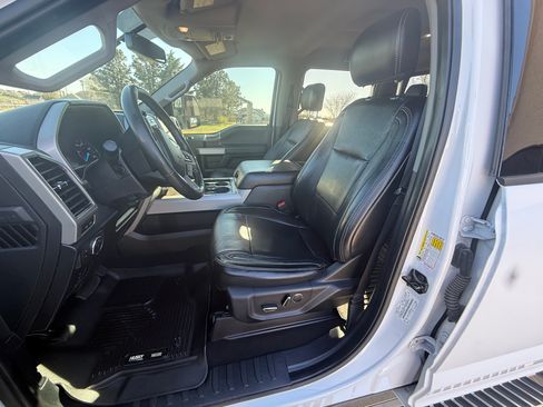 Used 2019 Ford F250 Lariat w/ Chrome Package image 1