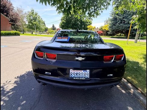 Used 2013 Chevrolet Camaro LT RWD image 8