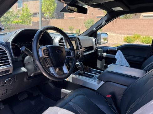 Used 2016 Ford F150 Platinum w/ Equipment Group 701A Luxury AWD/4WD image 17