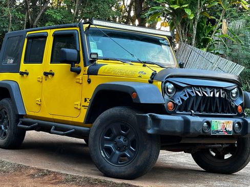 Used 2009 Jeep Wrangler Unlimited X image 1