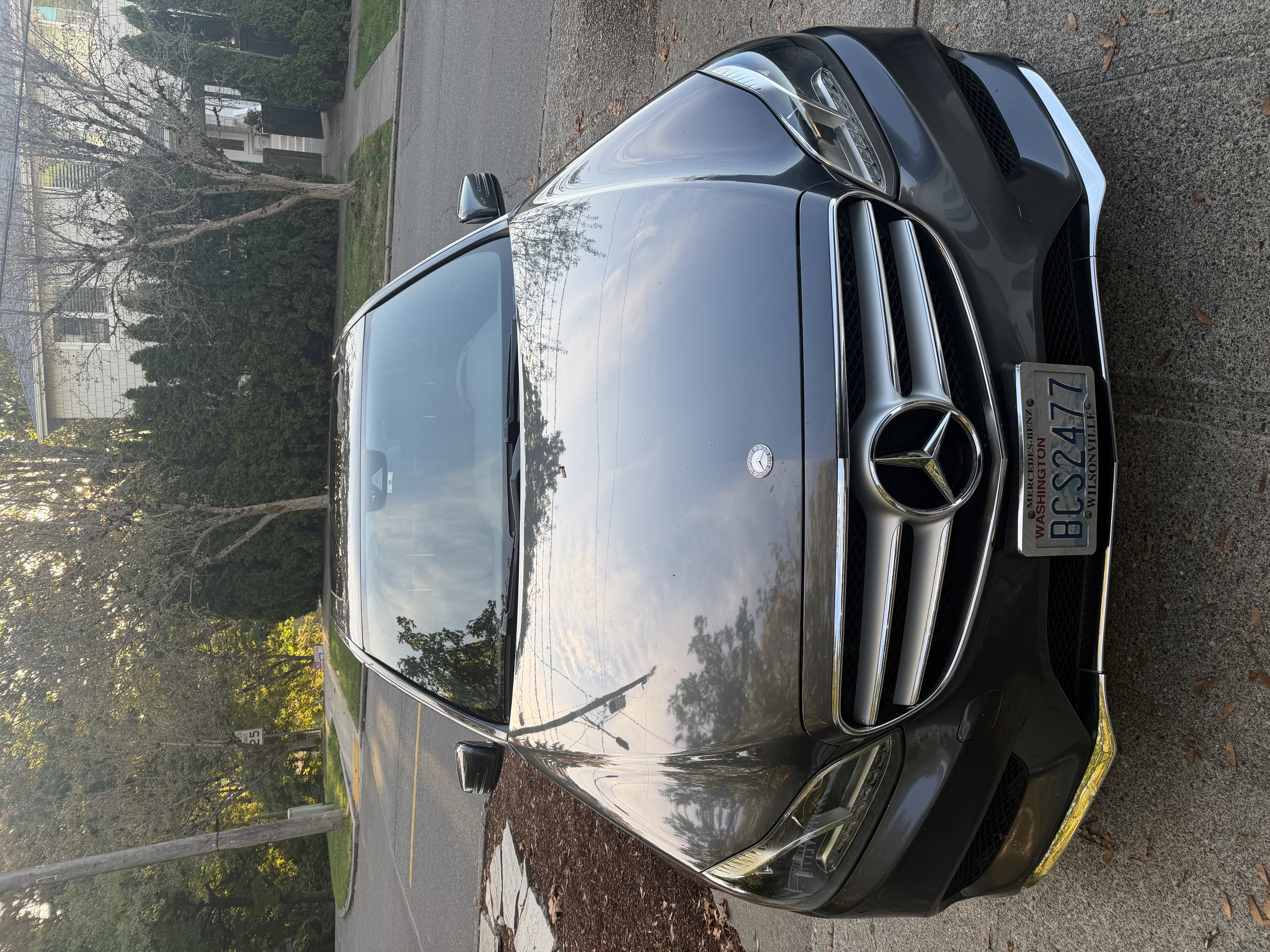 Used 2014 Mercedes-Benz E 350 4MATIC Sedan image 8