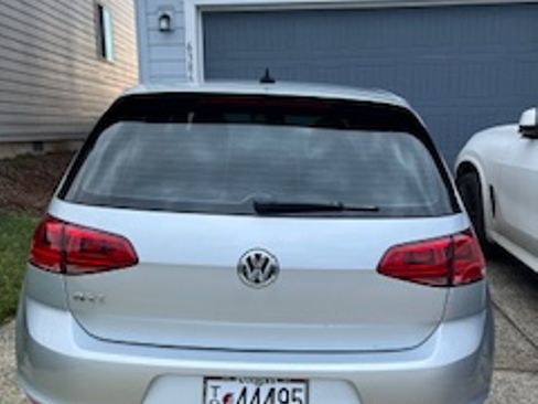 Used 2017 Volkswagen GTI S image 5