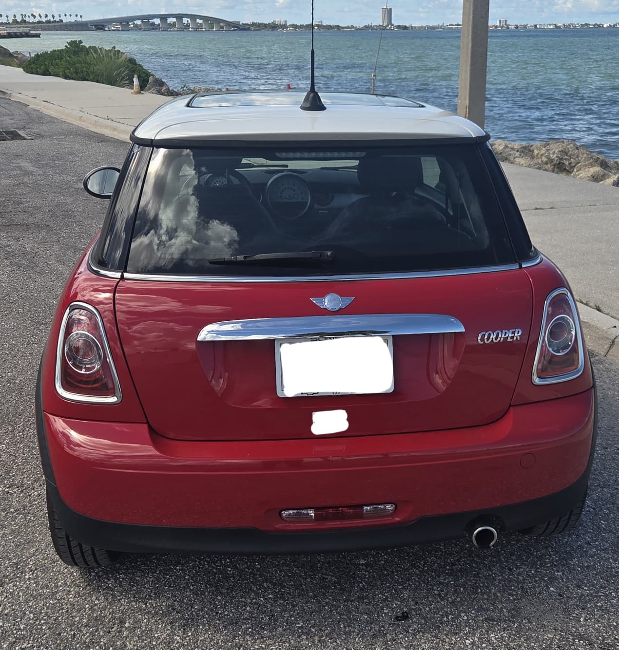 Used 2012 MINI Cooper Hardtop FWD image 4
