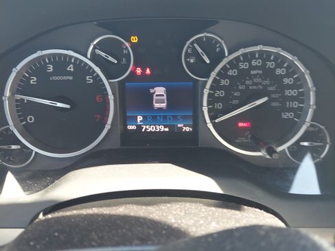 Used 2015 Toyota Tundra SR5 image 6