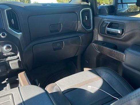 Used 2021 GMC Sierra 3500 Denali w/ Denali Ultimate Package image 20