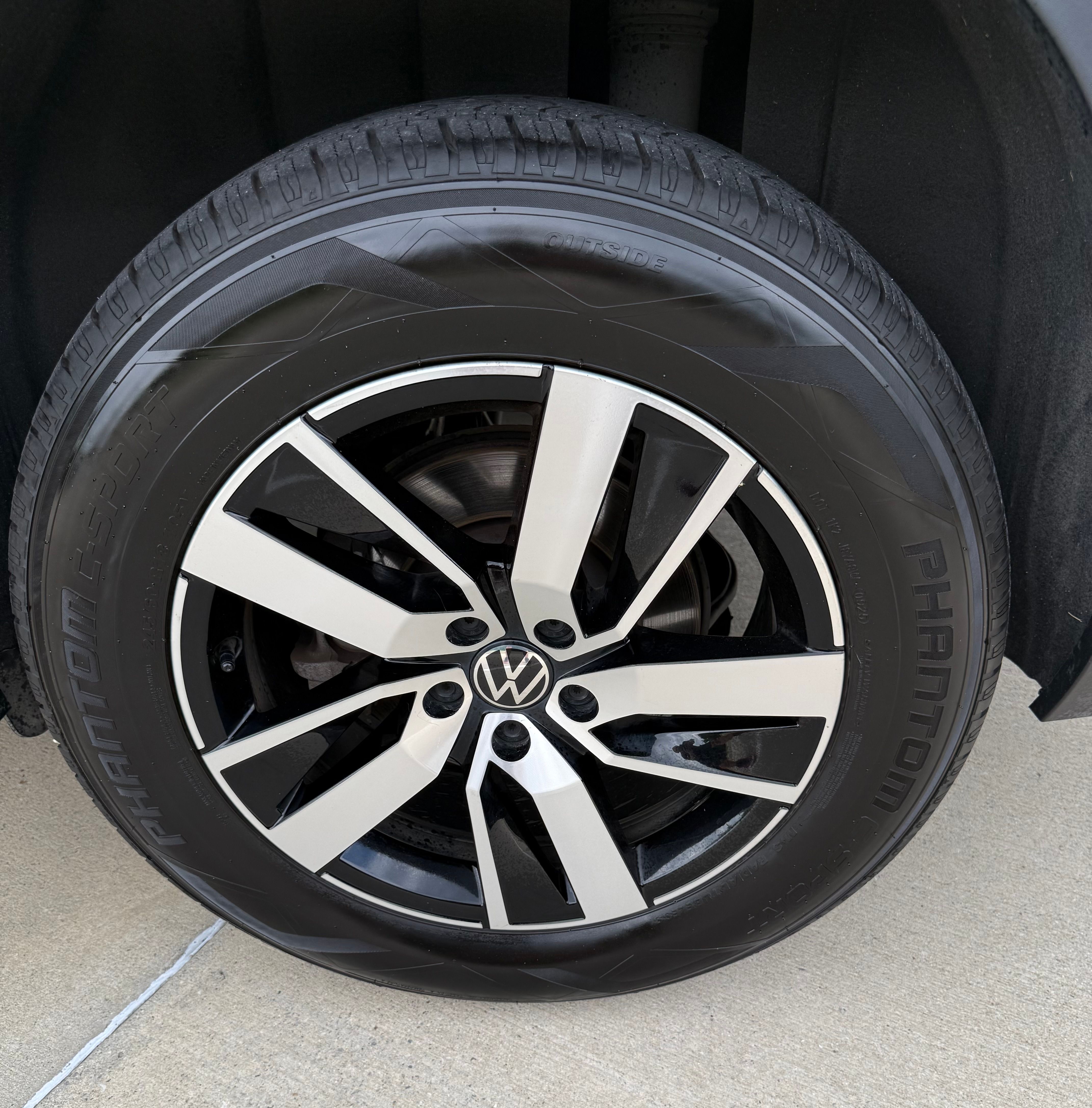 Used 2022 Volkswagen Atlas SE FWD image 27