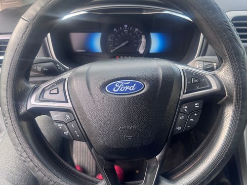 Used 2020 Ford Fusion SE image 14