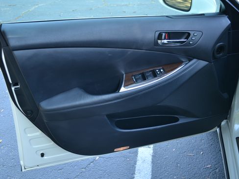 Used 2012 Lexus ES 350 FWD image 17