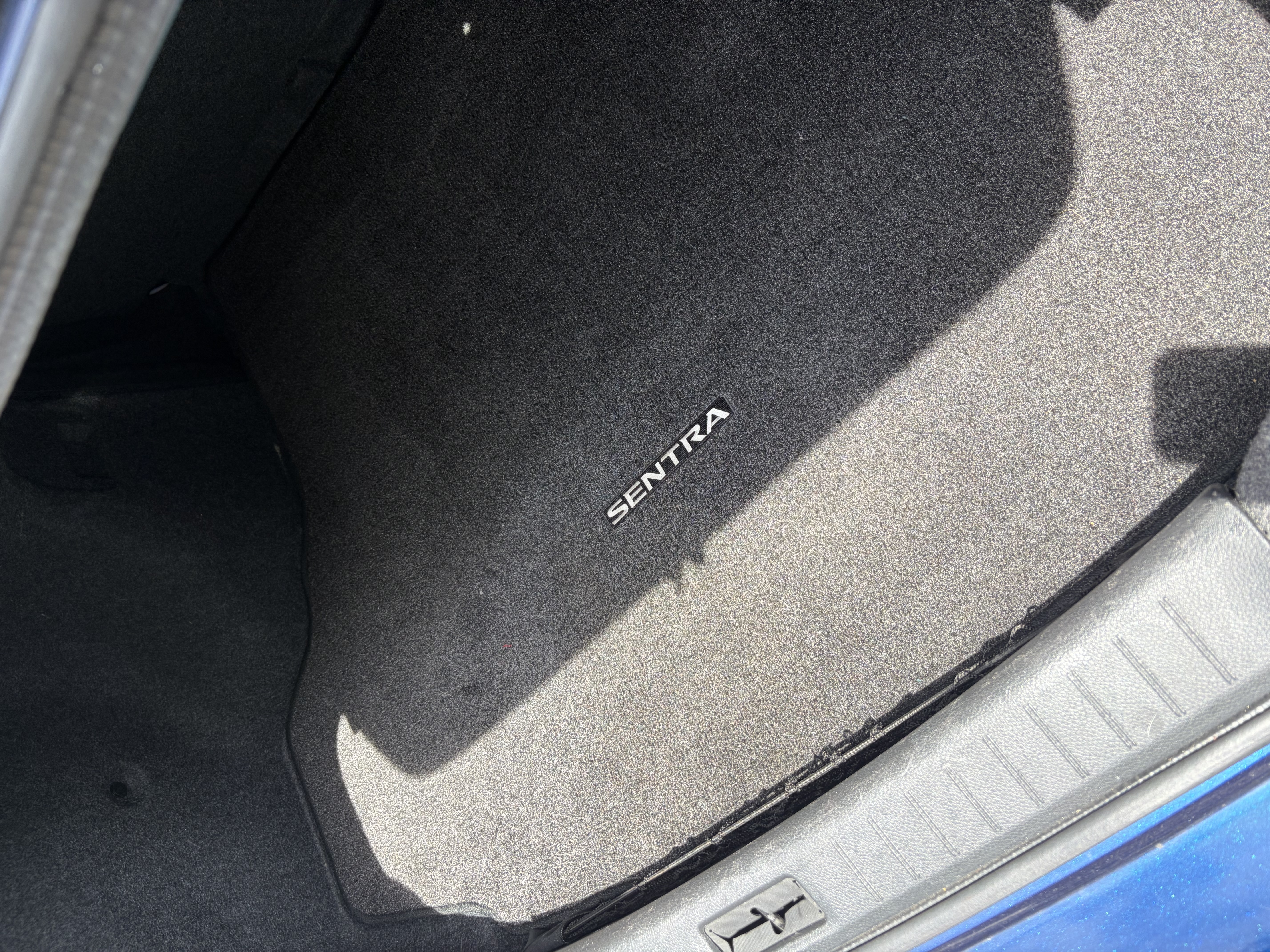 Used 2017 Nissan Sentra S FWD image 11