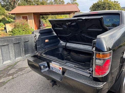Used 2008 Honda Ridgeline RTX image 6