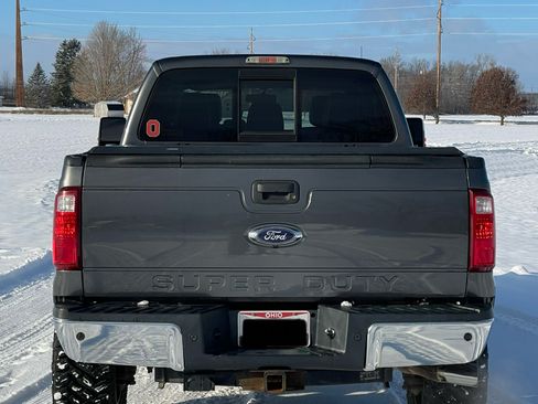 Used 2016 Ford F250 Lariat w/ Lariat Ultimate Package image 5