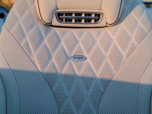 Used 2020 Mercedes-Benz S 560 Cabriolet image 14