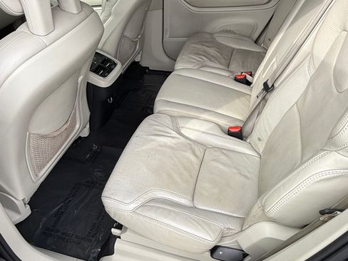 Used 2018 Volvo XC90 T6 Inscription w/ Convenience Package image 12