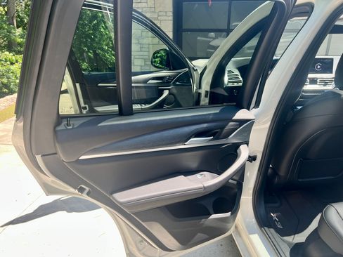 Used 2023 BMW X3 xDrive30i w/ M Sport Package AWD/4WD image 17