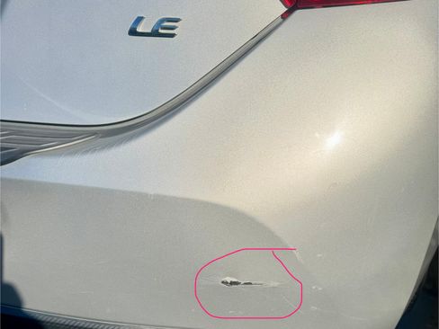 Used 2015 Toyota Corolla LE image 14