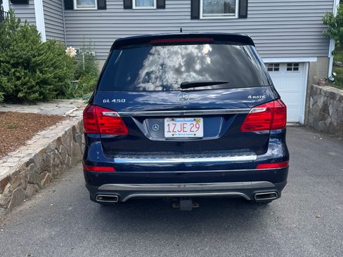 Used 2015 Mercedes-Benz GL 450 4MATIC image 4