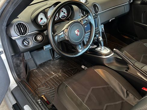 Used 2009 Porsche Cayman S image 9