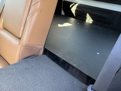 Used 2023 Jeep Wrangler Unlimited Rubicon 4xe w/ Safety Group image 17