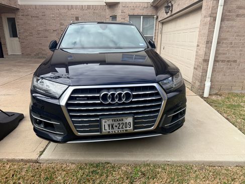 Used 2017 Audi Q7 3.0T Prestige w/ Prestige Package image 9