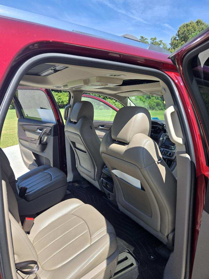 Used 2016 GMC Acadia Denali AWD/4WD image 11