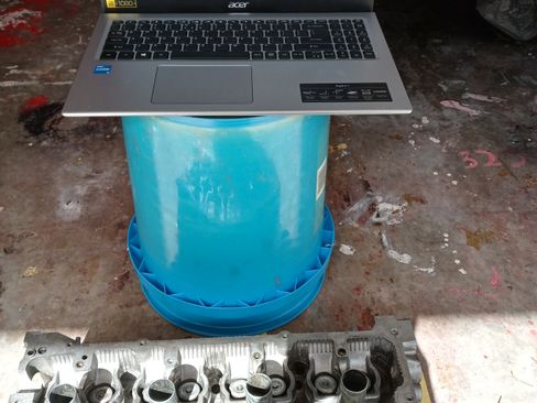 Used 2004 Nissan Sentra SE-R w/ Sunroof Pkg image 30