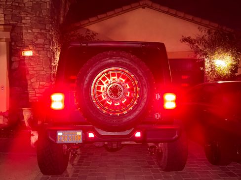 Used 2020 Jeep Wrangler Unlimited Rubicon AWD/4WD image 15