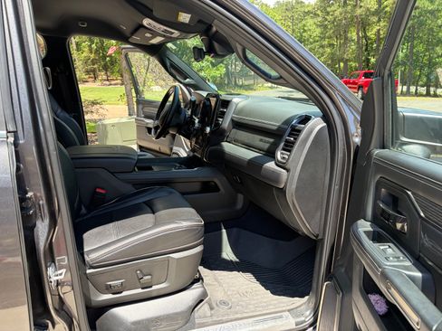 Used 2022 RAM 3500 Limited w/ Safety Group AWD/4WD image 9