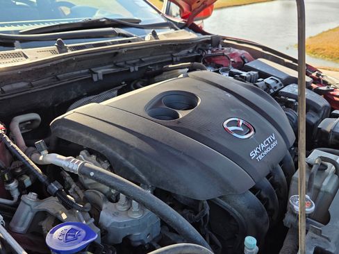 Used 2015 MAZDA MAZDA3 i Grand Touring image 16