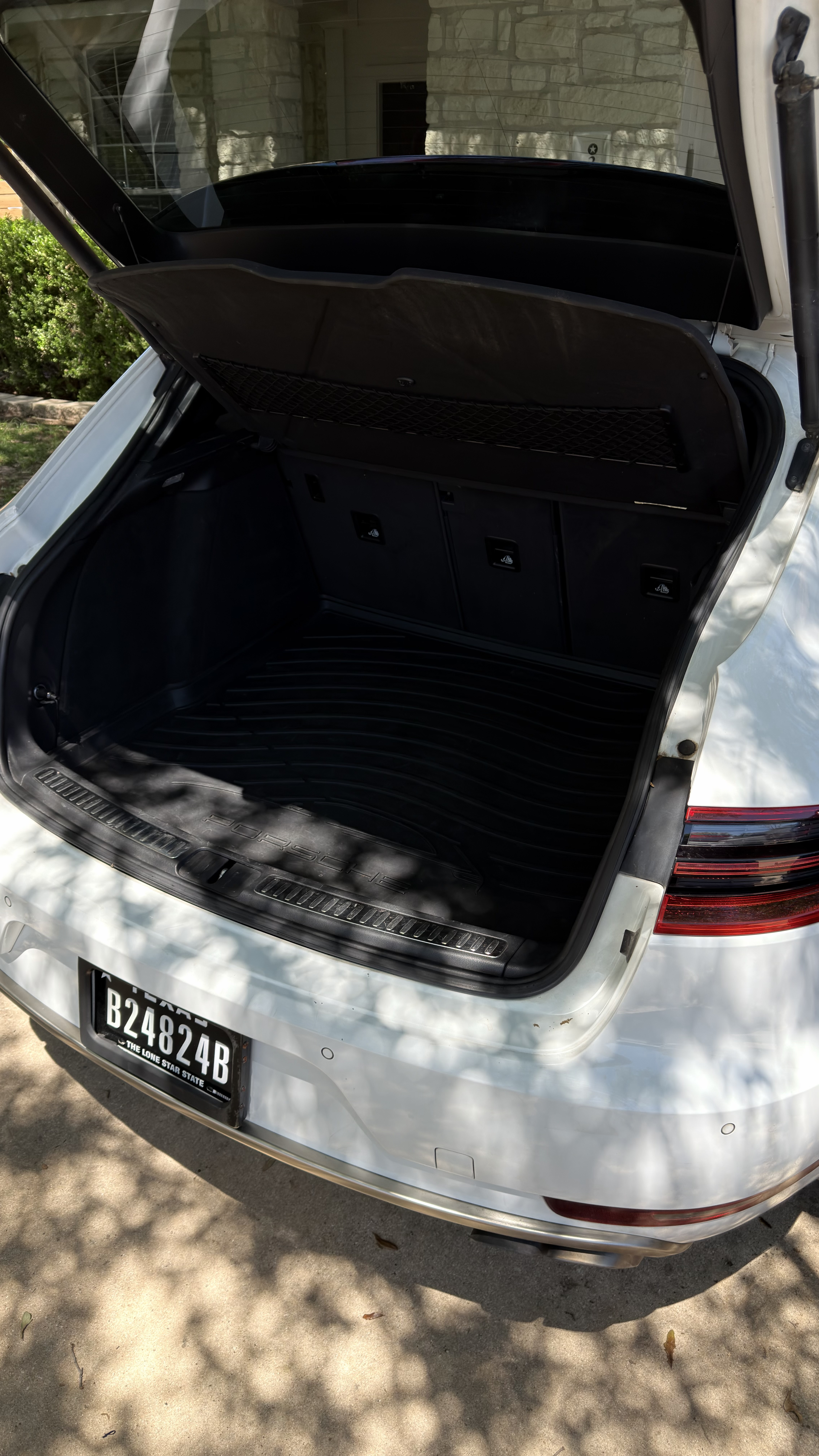 Used 2015 Porsche Macan Turbo AWD/4WD image 13