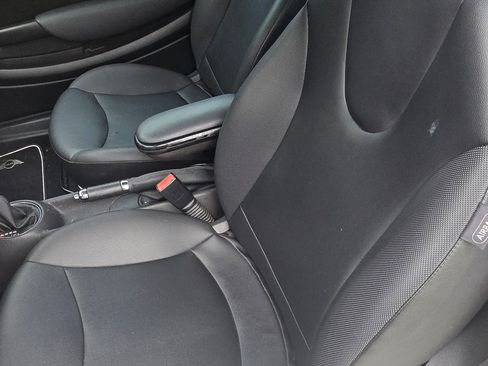 Used 2011 MINI Cooper Convertible image 10