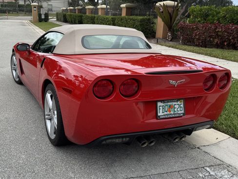Used 2008 Chevrolet Corvette Convertible w/ Preferred Equipment Group image 9