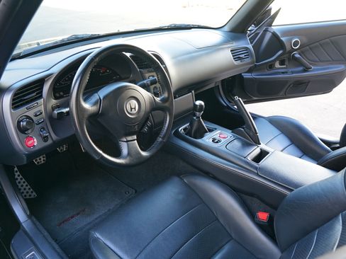 Used 2002 Honda S2000 image 13