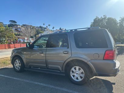 Used 2004 Lincoln Navigator Sport Utility 4D
