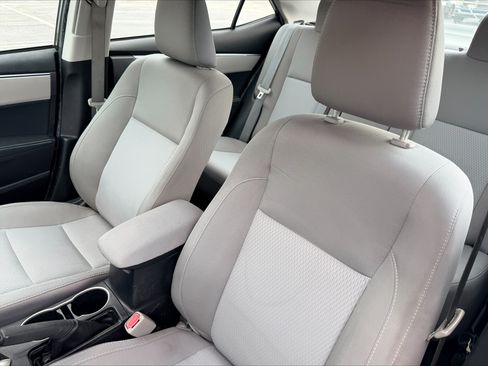 Used 2016 Toyota Corolla LE Premium image 6