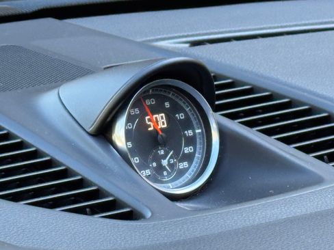 Used 2018 Porsche 911 Carrera T image 28