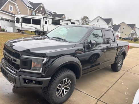 Used 2020 Ford F150 Lariat image 4