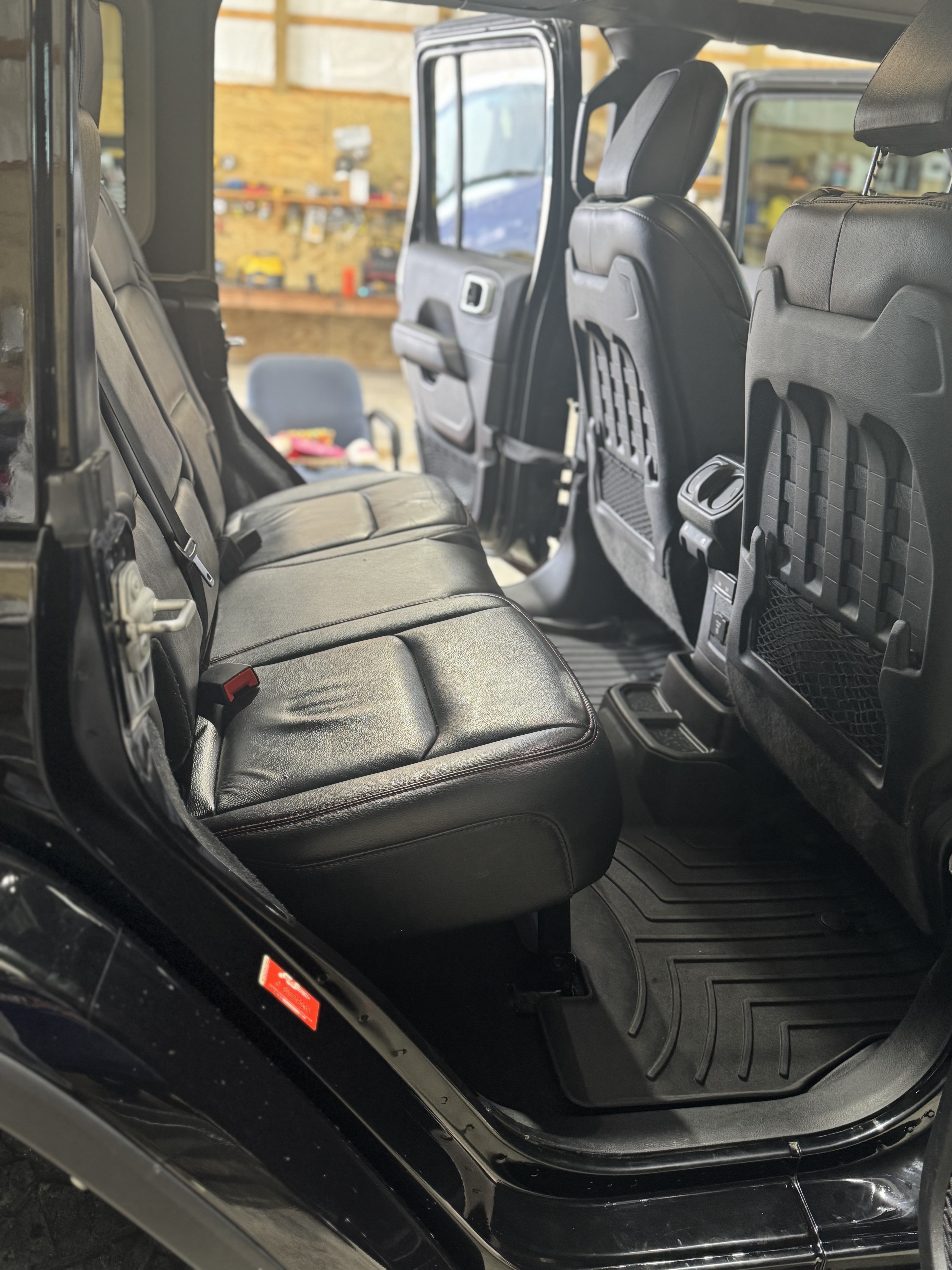 Used 2021 Jeep Wrangler Unlimited Rubicon AWD/4WD image 12