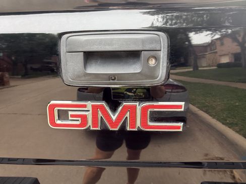 Used 2014 GMC Sierra 1500 SLT w/ All-Terrain Package AWD/4WD image 5