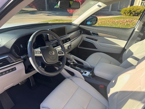 Used 2021 Kia Telluride SX w/ Towing Package image 8