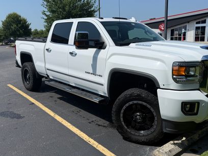 Used 2018 GMC Sierra 2500 Denali w/ Duramax Plus Package