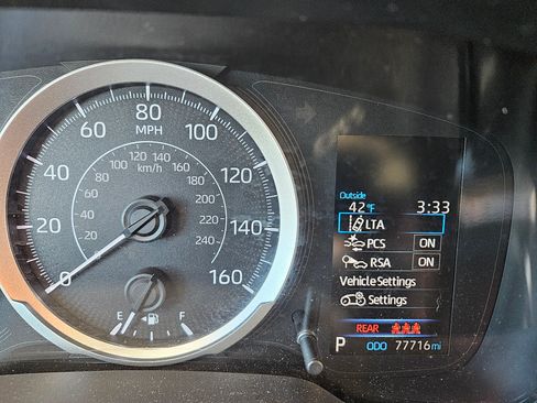 Used 2020 Toyota Corolla LE image 5